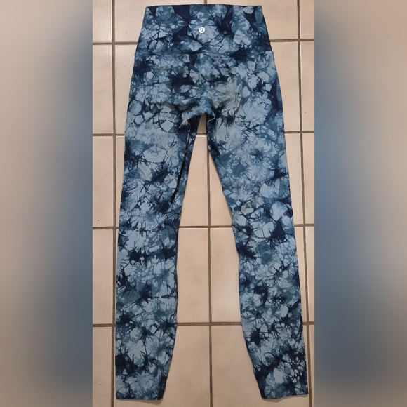 Lululemon Wunder Under Hi-Rise 7/8 Tight Dual Shibori Full-OnLuxtreme 25"(Size2) - Picture 2 of 4